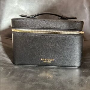 Kate Spade New York Morgan Saffiano Leather Vanity Kit - NWT
